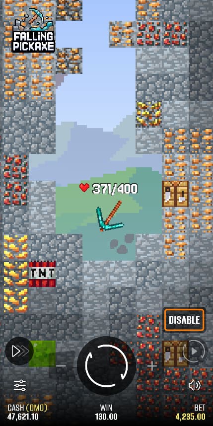 Falling Pickaxe – mid-round with 371/400 durability, TNT block visible, and a win of 130.00
